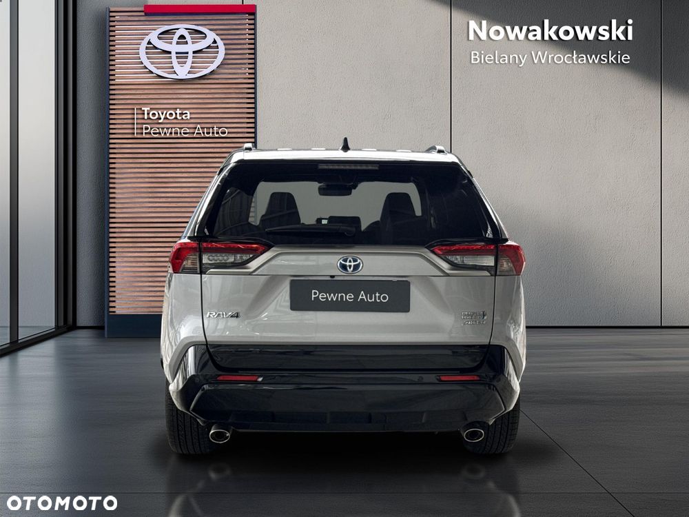 Toyota RAV4 - 4