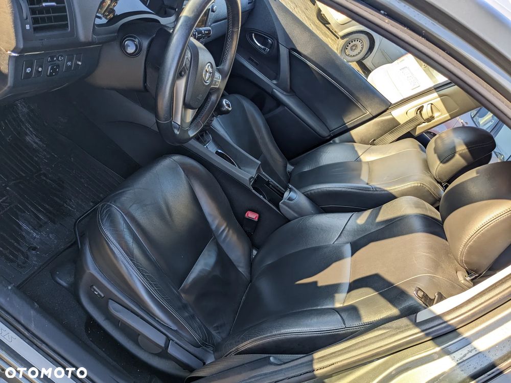 Toyota Avensis 2.2 D-CAT Prestige NAVI - 8