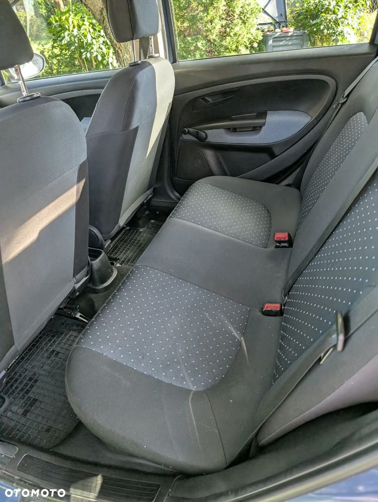Fiat Punto 1.4 16V Dynamic - 9