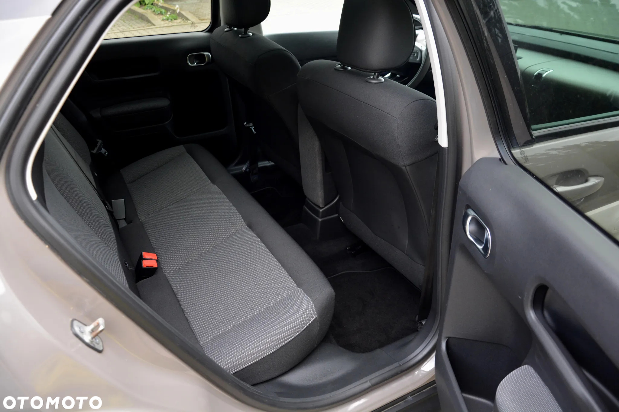 Citroën C4 Cactus e-HDi 92 ETG6 Stop&Start Shine - 20