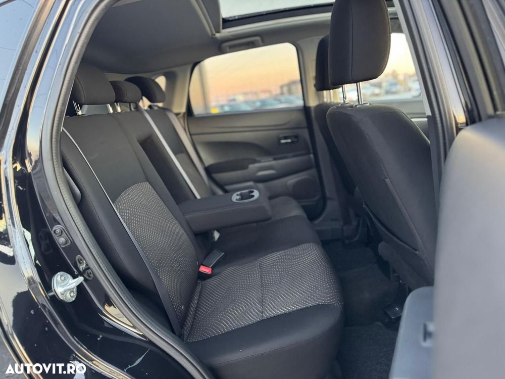 Mitsubishi ASX 1.8 DI-D 2WD Instyle - 16