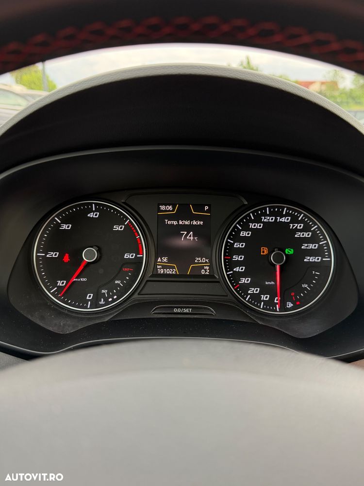 Seat Leon 2.0 TDI DPF DSG FR - 12
