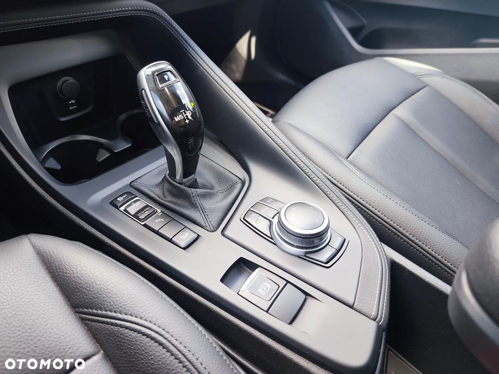 BMW X1 - 13