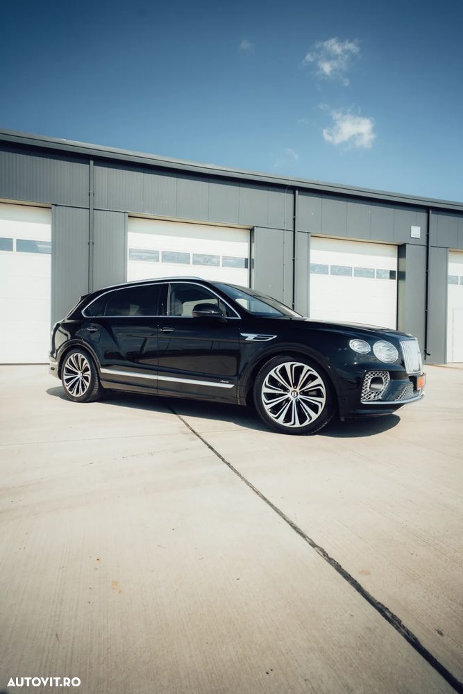Bentley Bentayga - 2