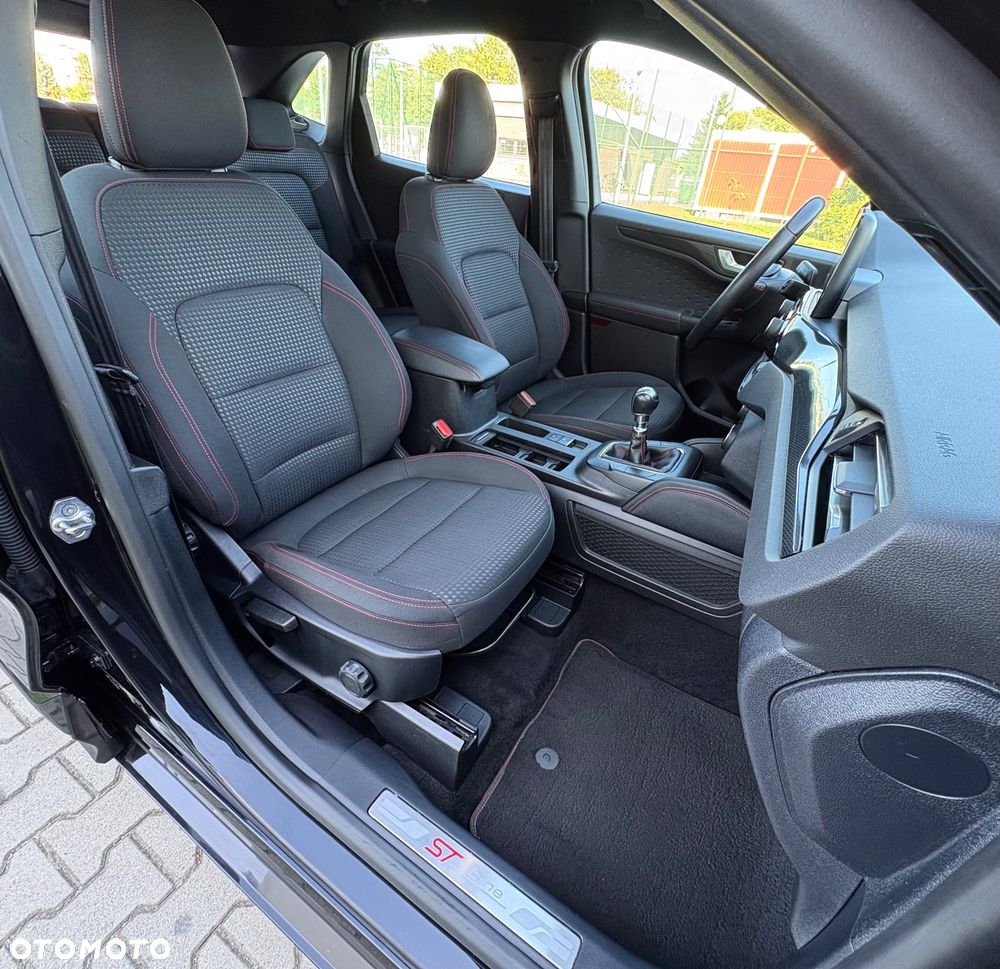 Ford Kuga 1.5 EcoBoost 2x4 ST-Line - 18