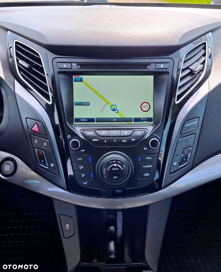 Hyundai i40 Kombi blue 1.7 CRDi Style - 36