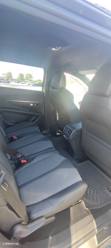 Peugeot 5008 1.5 BlueHDi Allure Pack EAT8 - 9
