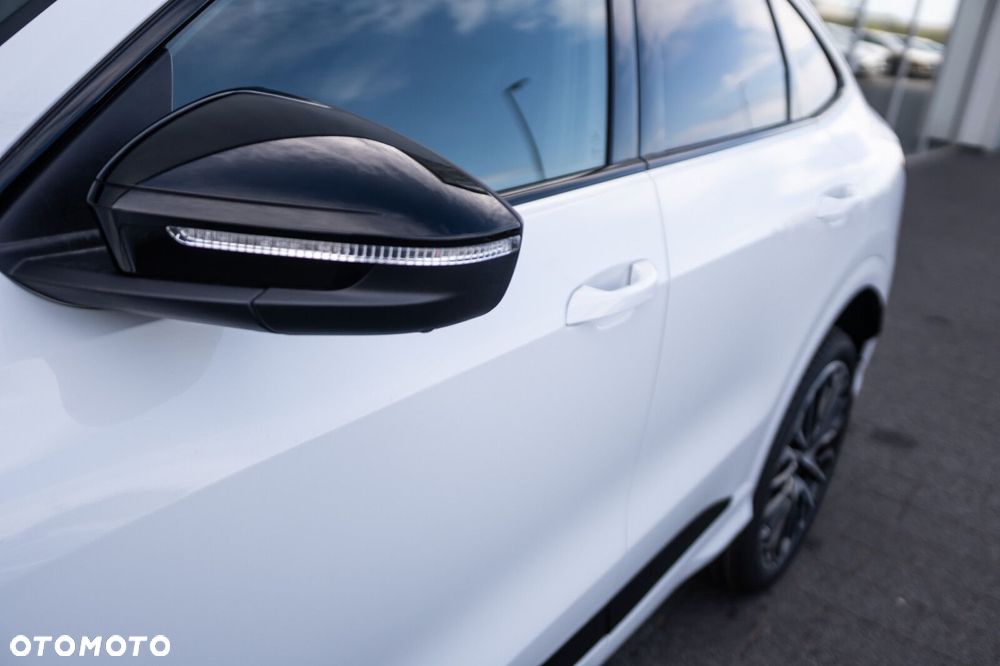 Audi Q5 Sportback - 9