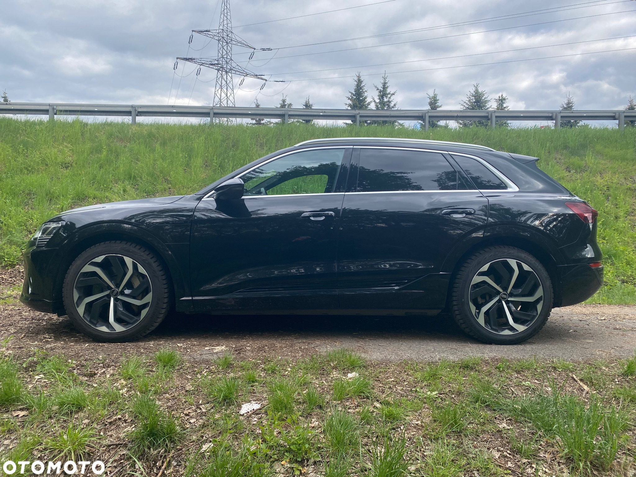 Audi Q8 - 9