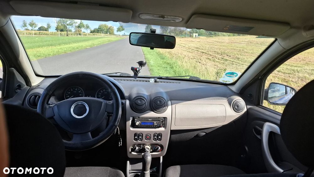 Dacia Sandero 1.2 16V Ambiance - 28