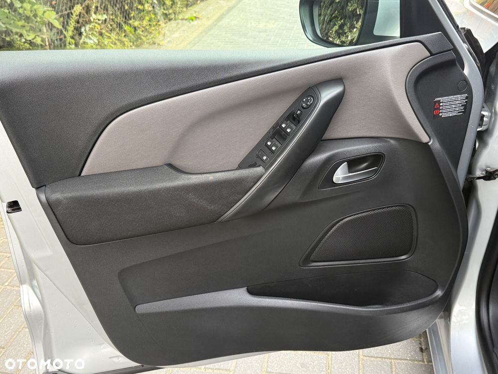 Citroën C4 Picasso e-HDi 115 Attraction - 17