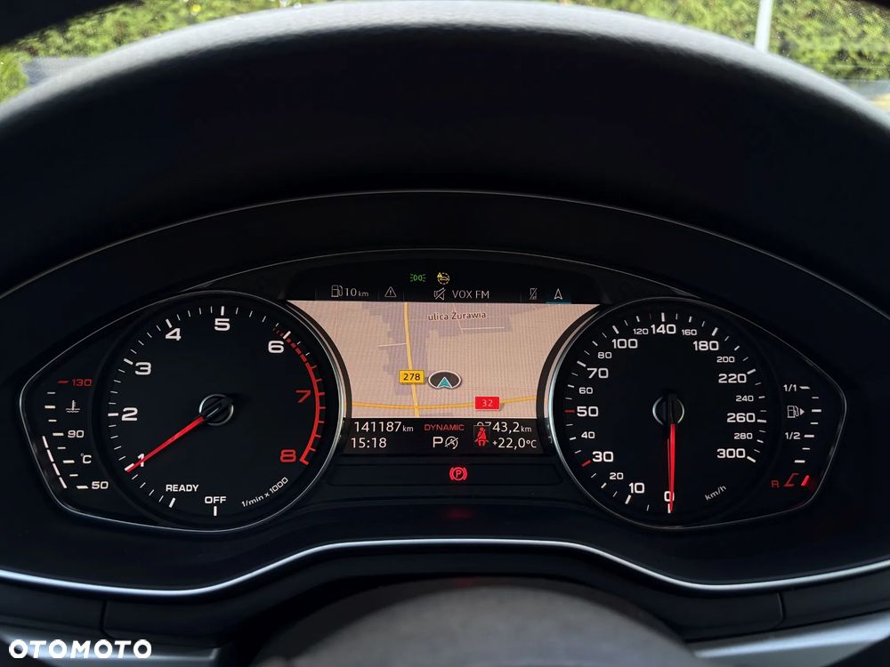 Audi A4 Avant 40 TFSI S tronic - 22