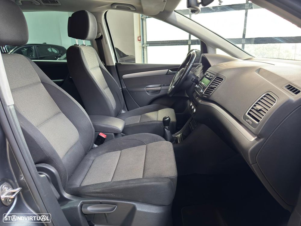 VW Sharan 2.0 TDI Confortline - 10