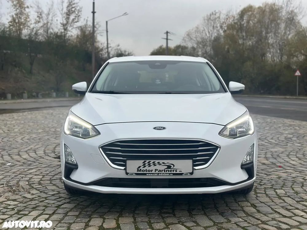 Ford Focus 1.5 EcoBlue Titanium - 11