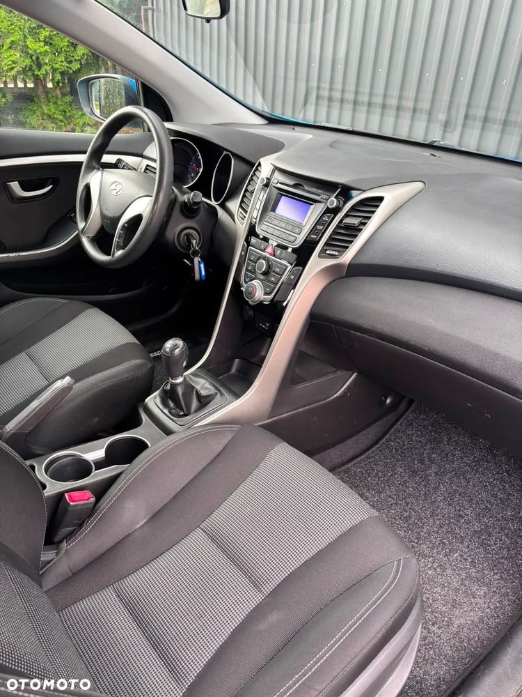 Hyundai i30 blue 1.6 CRDi Passion - 19