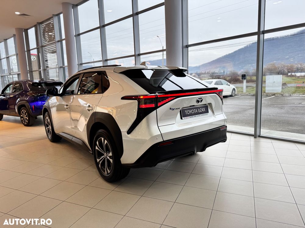 Toyota BZ4X 150 KW FWD (4x2) Exclusive - 4