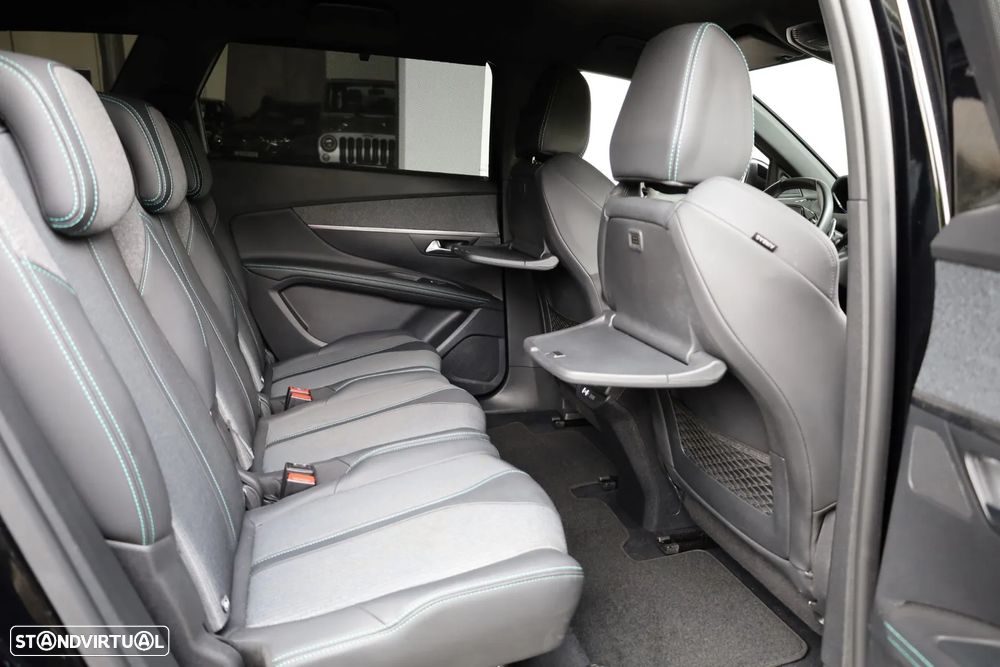 Peugeot 5008 1.2 PureTech Allure EAT8 - 54