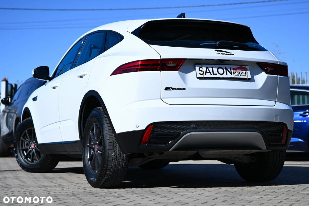 Jaguar E-Pace 2.0 D165 mHEV AWD R-Dynamic Black - 32