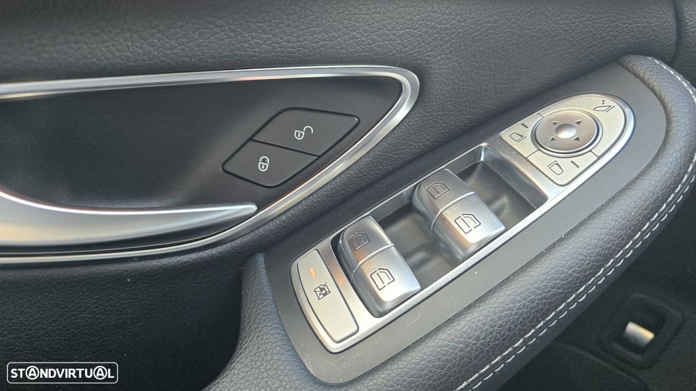 Mercedes-Benz C 300 BlueTEC Hybrid AMG Line - 27