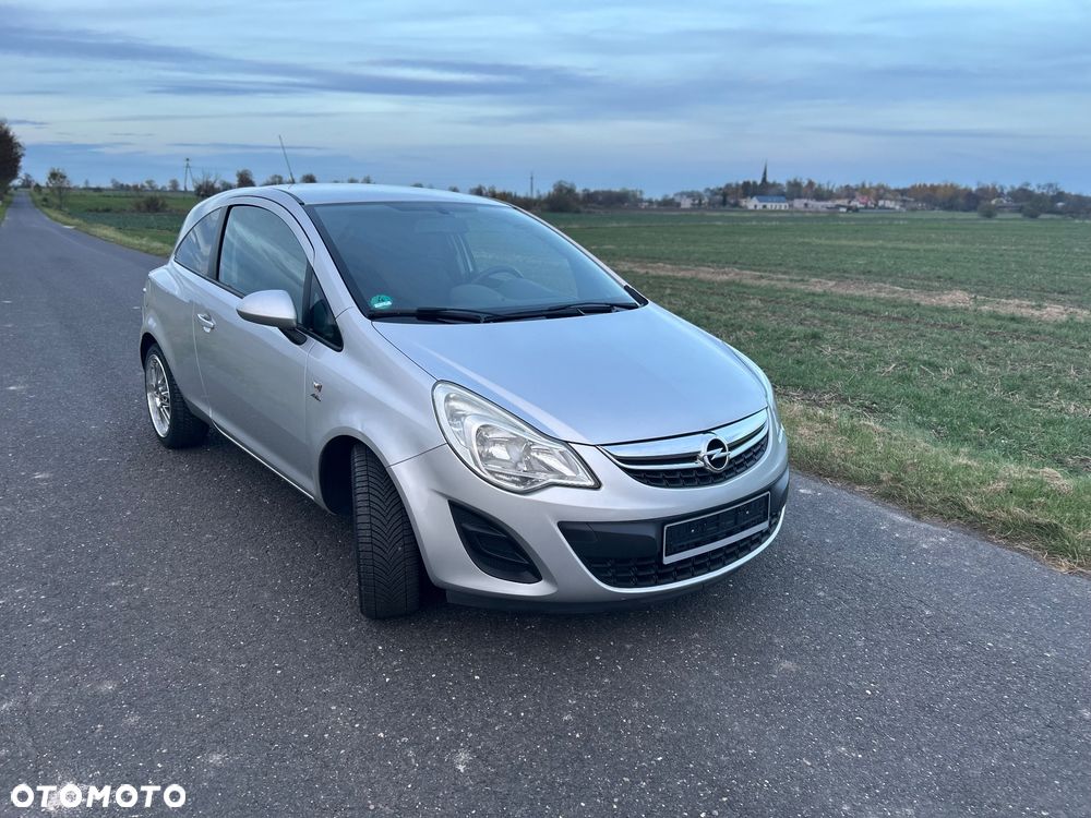 Opel Corsa 1.4 16V Active - 10