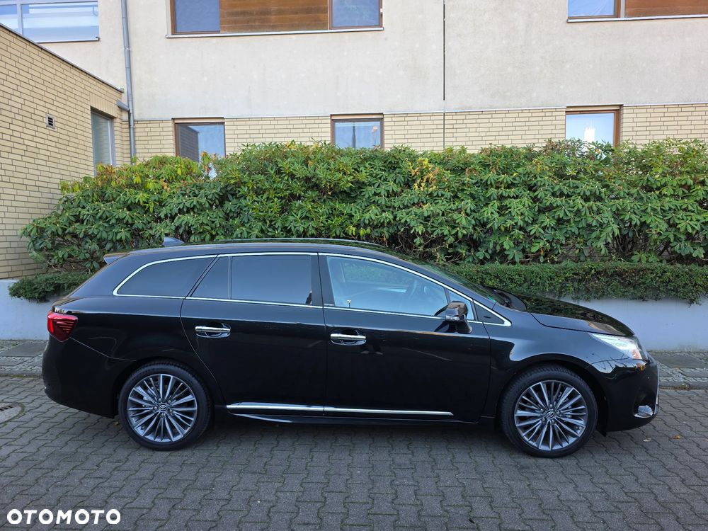 Toyota Avensis 1.8 Prestige - 8