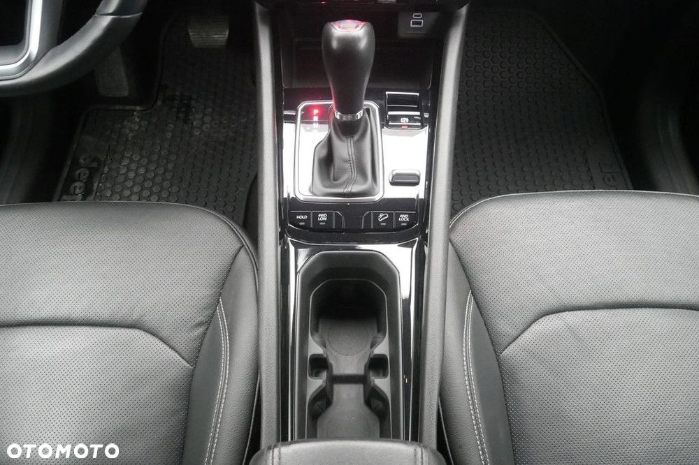 Jeep Compass - 11