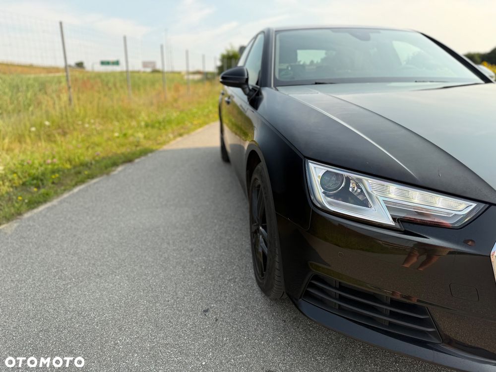 Audi A4 Limousine 2.0 TDI - 15