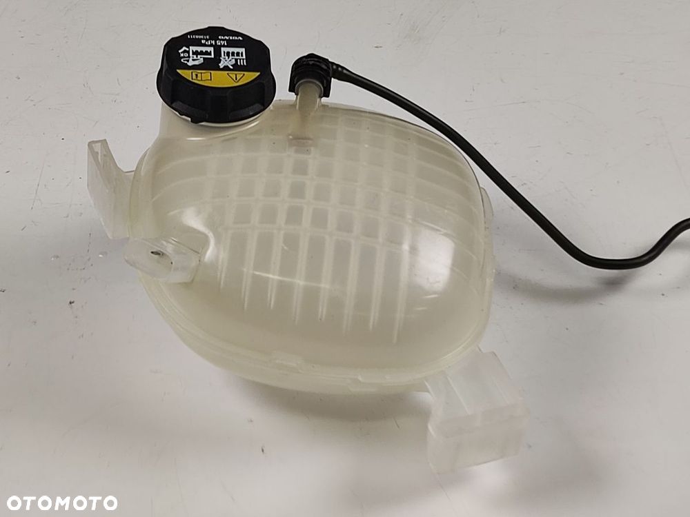 VOLVO XC40 2.0T T4 17-21r Zbiorniczek Wyrównawczy - 2