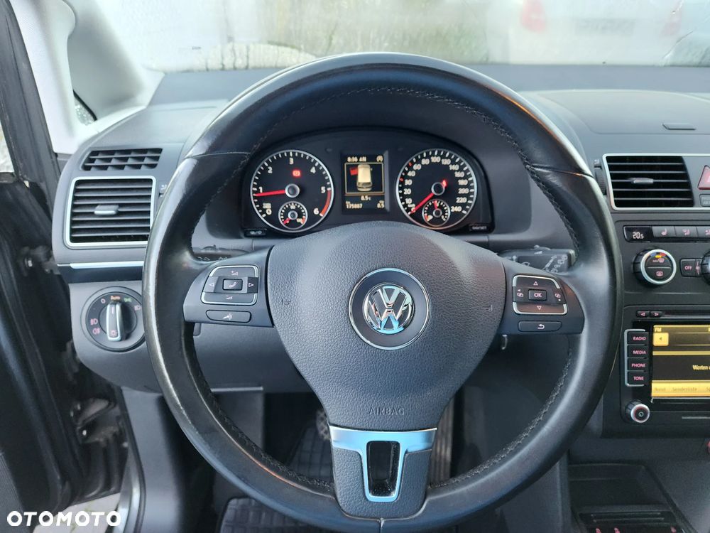 Volkswagen Touran 2.0 TDI Highline - 18
