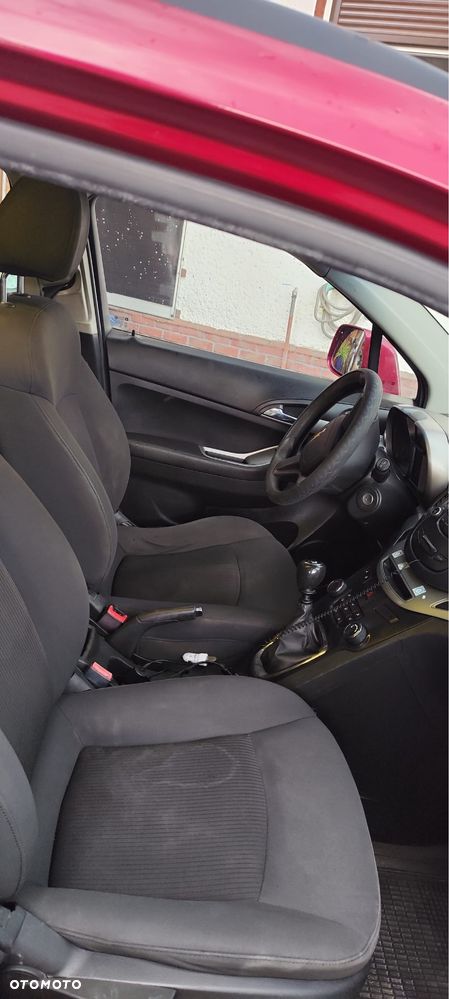 Chevrolet Orlando - 6