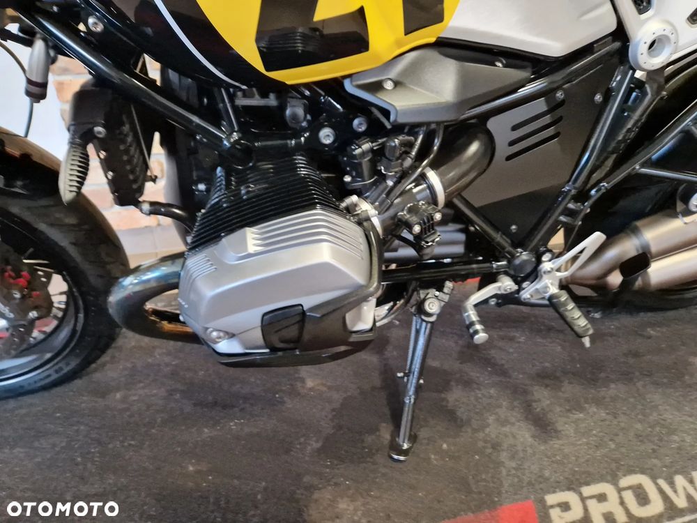 BMW R - 17
