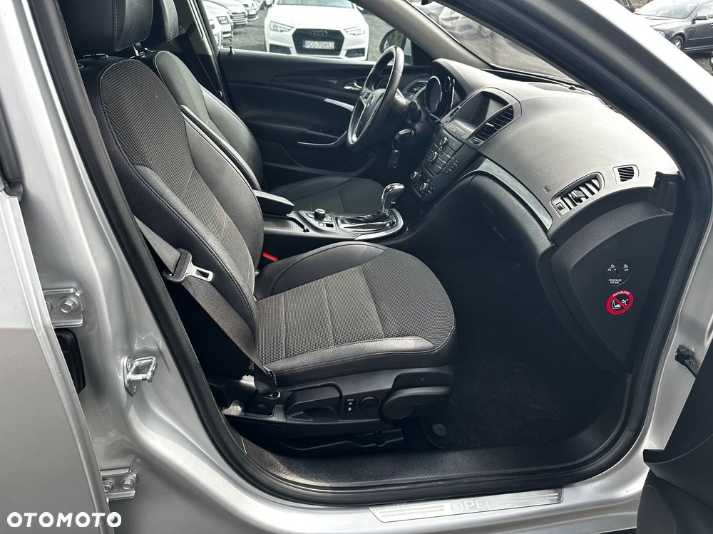 Opel Insignia 2.0 Turbo Cosmo - 25