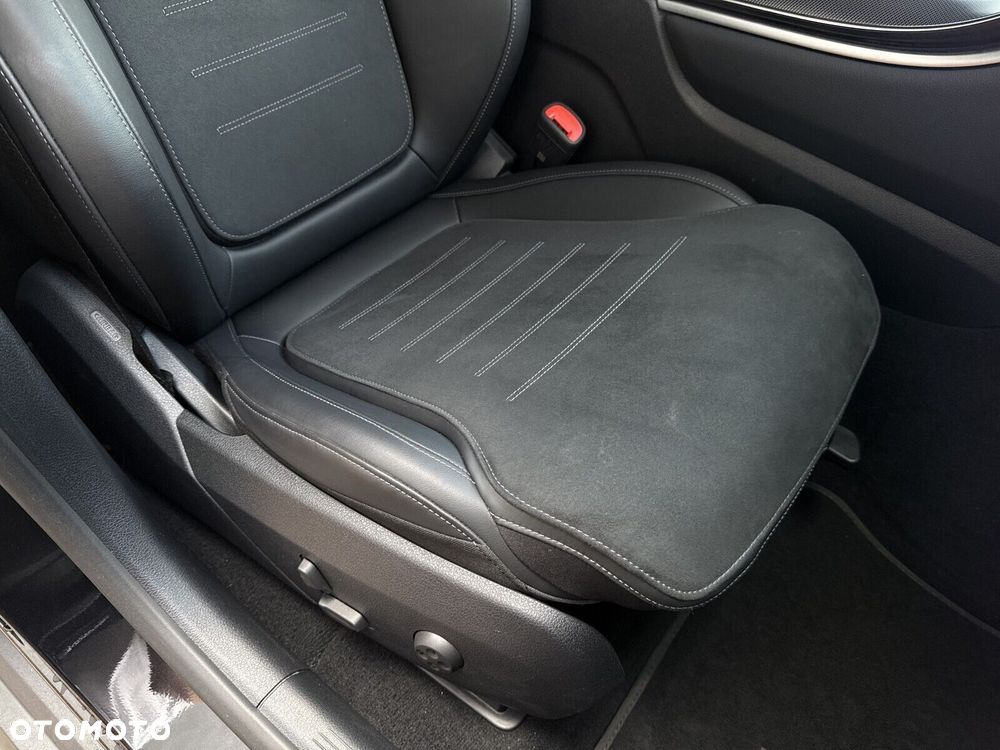 Mercedes-Benz GLC 200 mHEV 4-Matic AMG Line - 25