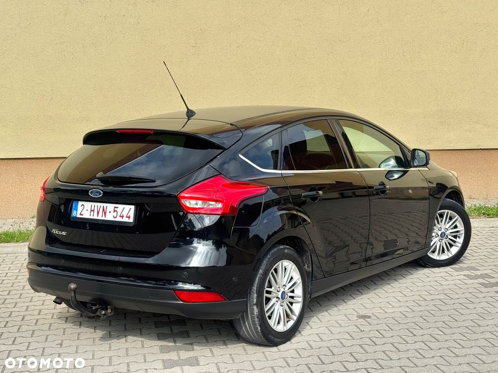 Ford Focus 1.6 TDCi DPF Titanium - 4