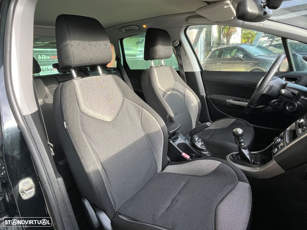 Peugeot 308 SW 1.6 e-HDi Allure CVM6 - 46