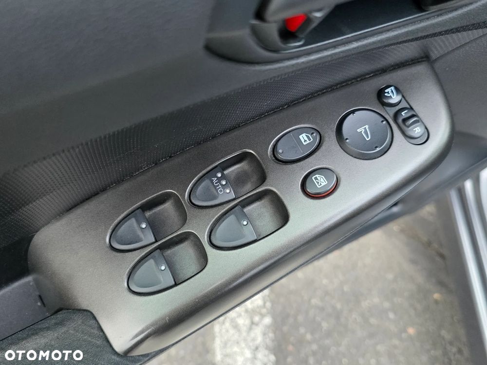 Honda Civic 1.8 Comfort - 11