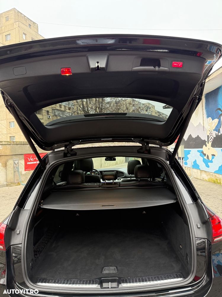 Mercedes-Benz GLE 300 d 4MATIC - 9