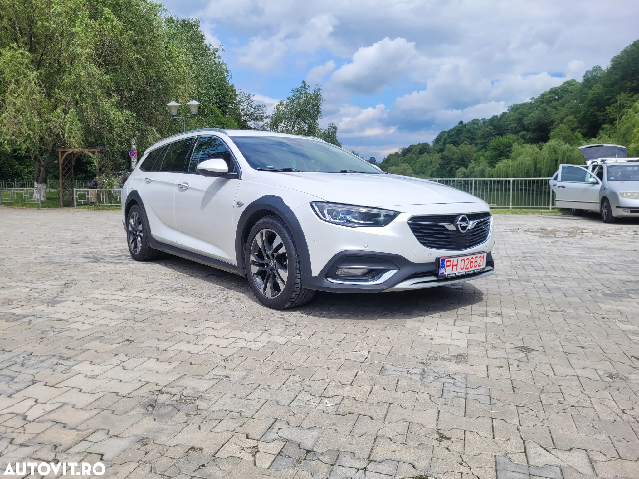 Opel Insignia Grand Sport 2.0 BiTurbo D 4x4 Automatik Ultimate - 14