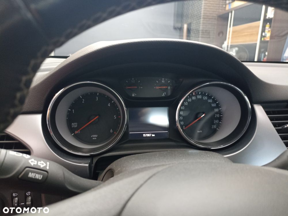 Opel Astra 1.6 CDTI Enjoy S&S - 9