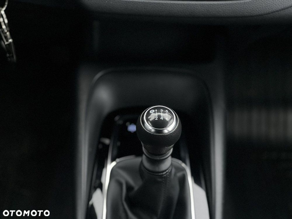 Toyota Corolla 1.2 T Active - 19