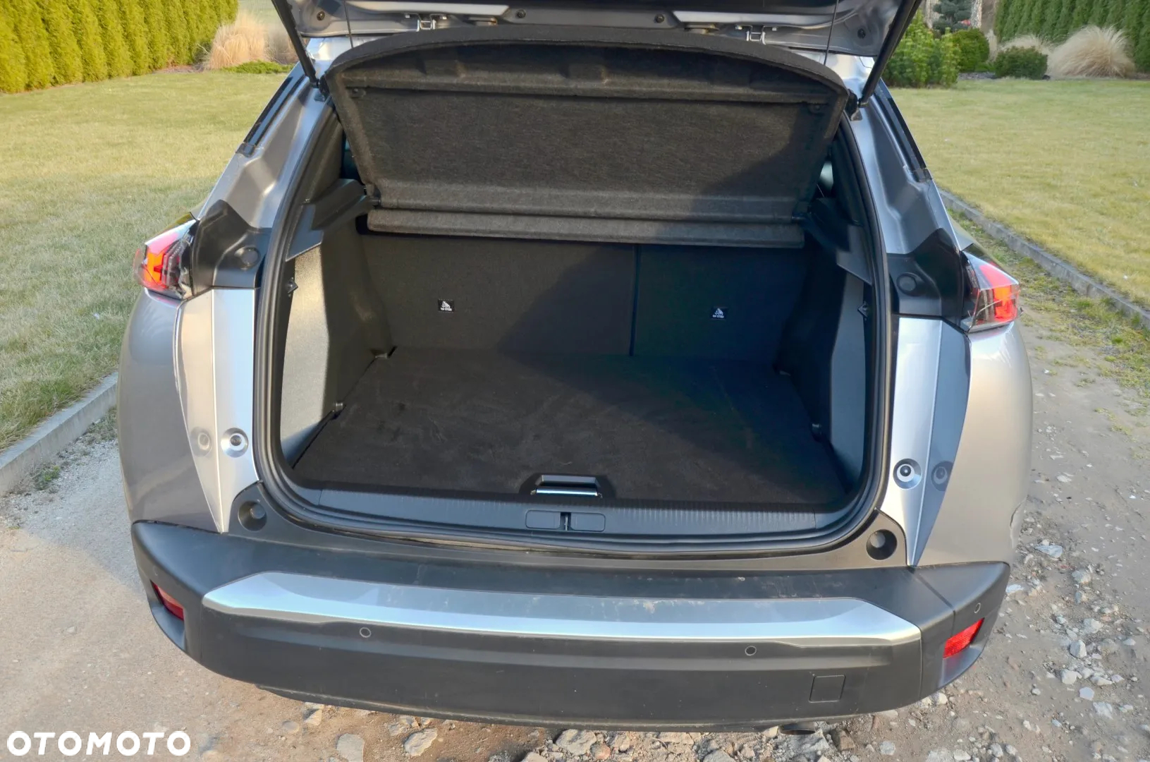 Peugeot 2008 - 14