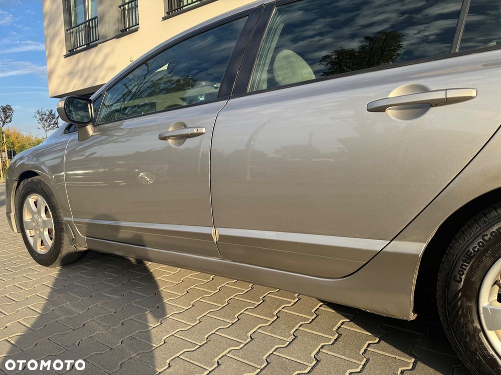 Honda Civic 1.8 Comfort - 9