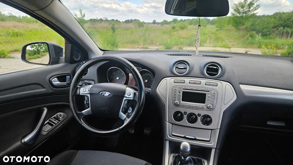 Ford Mondeo 2.0 TDCi Black Magic - 12