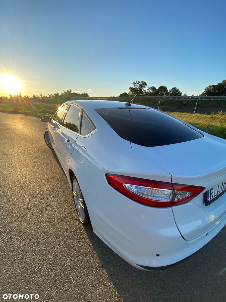 Ford Fusion - 12