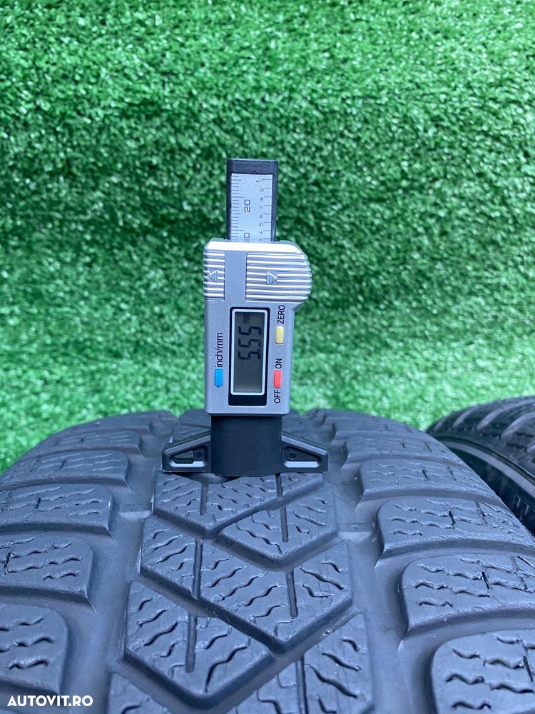 Set 2 anvelope iarna Pirelli  Sottozero 3  225 45 R18 DOT 1719 - 8