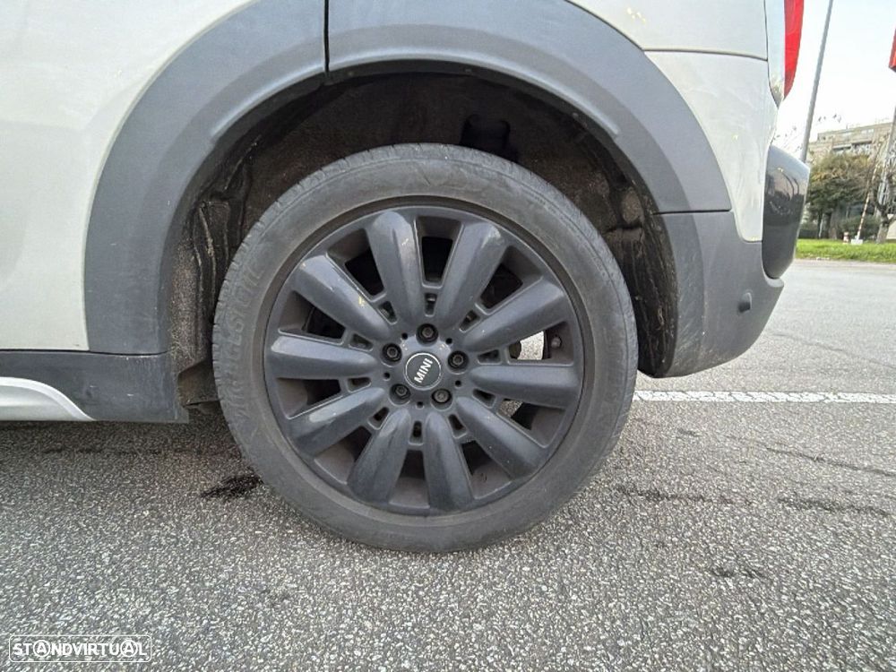 MINI Countryman Cooper D Auto - 17