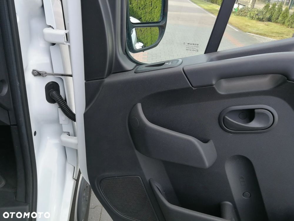 Renault Master - 13
