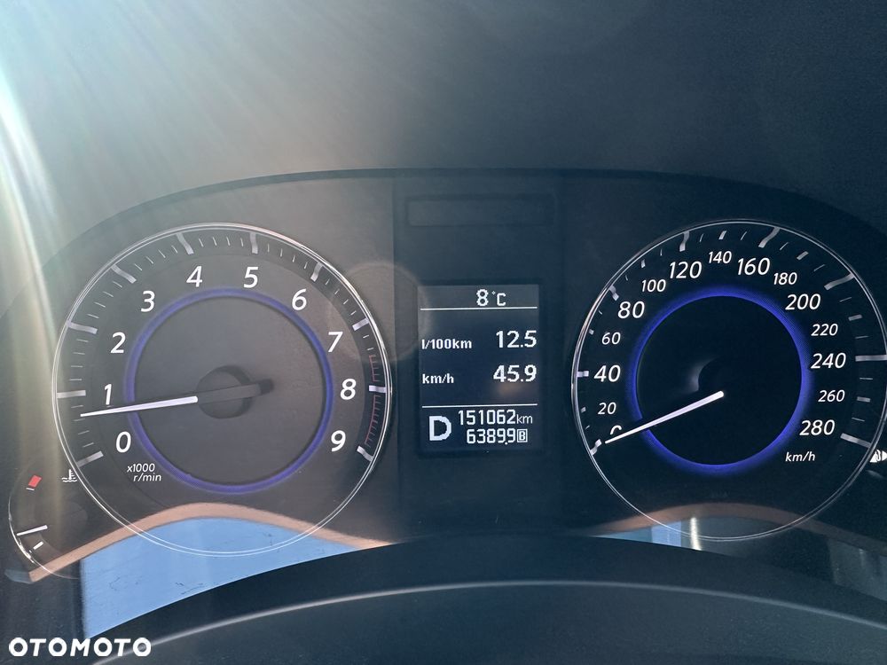 Infiniti Q70 3.7 S Premium - 6