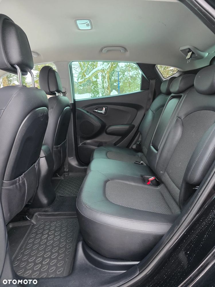 Hyundai ix35 1.6 2WD UEFA EURO 2012 Edition - 32
