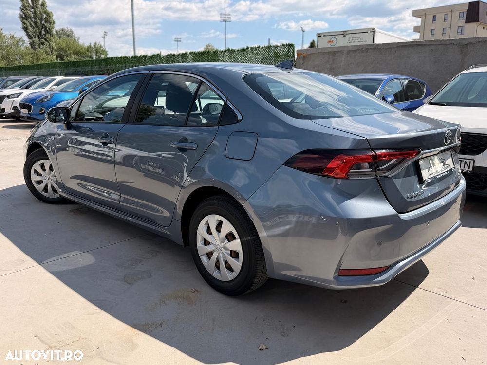 Toyota Corolla 1.8 HSD Business - 10